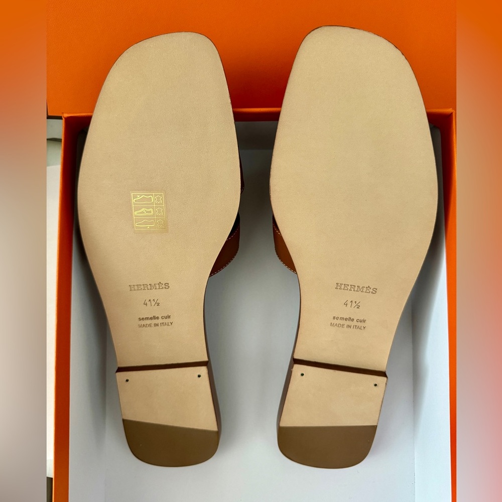 NIB Hermes Oran Sandals - Picture 7 of 11